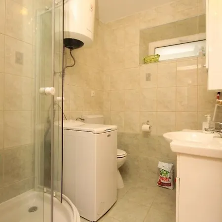 House - 8289 Lastovo