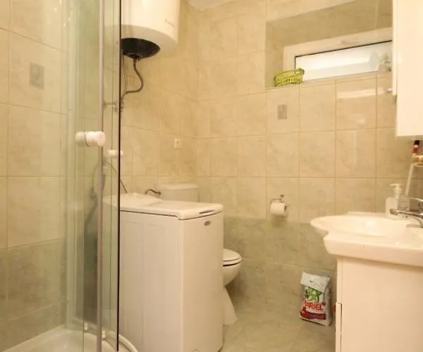 House - 8289 Lastovo